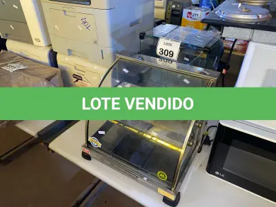 LOTE 309 - 01 ESTUFA QUENTE PEQUENA E 01 ESTRUTURA EM VIDRO PEQUENA. (NO ESTADO) ATENÇÃO! FAZER A VISITAÇÃO ANTES DE ARREMATAR, NÃO SABEMOS SE FUNCIONA. LEILÃO NÃO TEM GARANTIA E NEM DEVOLUÇÃO, SUJEITO A POSSÍVEIS AVARIAS VISÍVEIS/OCULTAS E/OU AUSÊNCIA DE COMPONENTES.
