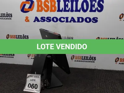 LOTE 060 - 01 MONITOR PARA ATENDIMENTO ELO. (NO ESTADO) ATENÇÃO! FAZER A VISITAÇÃO ANTES DE ARREMATAR, NÃO SABEMOS SE FUNCIONA. LEILÃO NÃO TEM GARANTIA E NEM DEVOLUÇÃO, SUJEITO A POSSÍVEIS AVARIAS VISÍVEIS/OCULTAS E/OU AUSÊNCIA DE COMPONENTES.