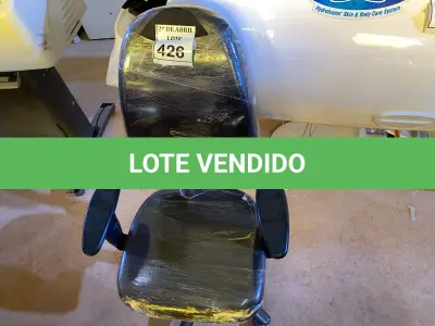 LOTE 426 - 01 CADEIRA PARA ESCRITÓRIO. (NO ESTADO) ATENÇÃO! FAZER A VISITAÇÃO ANTES DE ARREMATAR, NÃO SABEMOS SE FUNCIONA. LEILÃO NÃO TEM GARANTIA E NEM DEVOLUÇÃO, SUJEITO A POSSÍVEIS AVARIAS VISÍVEIS/OCULTAS E/OU AUSÊNCIA DE COMPONENTES.