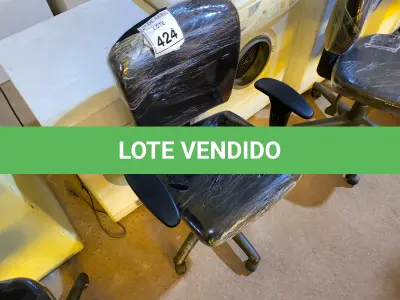 LOTE 424 - 01 CADEIRA PARA ESCRITÓRIO. (NO ESTADO) ATENÇÃO! FAZER A VISITAÇÃO ANTES DE ARREMATAR, NÃO SABEMOS SE FUNCIONA. LEILÃO NÃO TEM GARANTIA E NEM DEVOLUÇÃO, SUJEITO A POSSÍVEIS AVARIAS VISÍVEIS/OCULTAS E/OU AUSÊNCIA DE COMPONENTES.