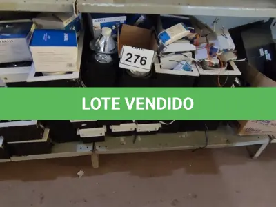 LOTE 276 - 01 LOTE COM LUMINÁRIAS DE EMBUTIR. (NO ESTADO) ATENÇÃO! FAZER A VISITAÇÃO ANTES DE ARREMATAR, NÃO SABEMOS SE FUNCIONA. LEILÃO NÃO TEM GARANTIA E NEM DEVOLUÇÃO, SUJEITO A POSSÍVEIS AVARIAS VISÍVEIS/OCULTAS E/OU AUSÊNCIA DE COMPONENTES.