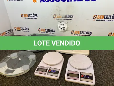 LOTE 372 - 05 BALANÇAS MARCAS E MODELOS DIVERSOS. (NO ESTADO) ATENÇÃO! FAZER A VISITAÇÃO ANTES DE ARREMATAR, NÃO SABEMOS SE FUNCIONA. LEILÃO NÃO TEM GARANTIA E NEM DEVOLUÇÃO, SUJEITO A POSSÍVEIS AVARIAS VISÍVEIS/OCULTAS E/OU AUSÊNCIA DE COMPONENTES.