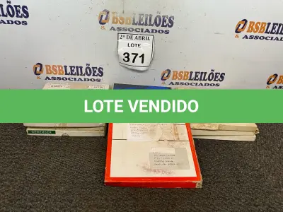 LOTE 371 - 05 FITAS ANTIGAS. (NO ESTADO) ATENÇÃO! FAZER A VISITAÇÃO ANTES DE ARREMATAR, NÃO SABEMOS SE FUNCIONA. LEILÃO NÃO TEM GARANTIA E NEM DEVOLUÇÃO, SUJEITO A POSSÍVEIS AVARIAS VISÍVEIS/OCULTAS E/OU AUSÊNCIA DE COMPONENTES.