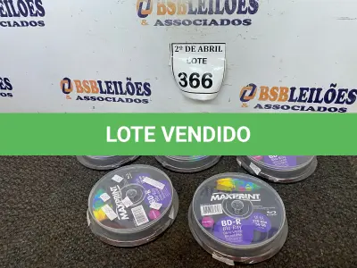 LOTE 366 - 01 LOTE C/APROXIMADAMENTE 100 MÍDIAS BLURAY. (NO ESTADO) ATENÇÃO! FAZER A VISITAÇÃO ANTES DE ARREMATAR, NÃO SABEMOS SE FUNCIONA. LEILÃO NÃO TEM GARANTIA E NEM DEVOLUÇÃO, SUJEITO A POSSÍVEIS AVARIAS VISÍVEIS/OCULTAS E/OU AUSÊNCIA DE COMPONENTES.