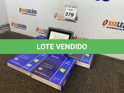 LOTE 379 - 05 REFLETORES DE LED 100W. (NOVO) (NO ESTADO) ATENÇÃO! FAZER A VISITAÇÃO ANTES DE ARREMATAR, NÃO SABEMOS SE FUNCIONA. LEILÃO NÃO TEM GARANTIA E NEM DEVOLUÇÃO, SUJEITO A POSSÍVEIS AVARIAS VISÍVEIS/OCULTAS E/OU AUSÊNCIA DE COMPONENTES.