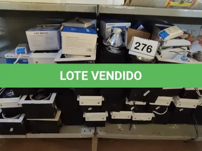 LOTE 276 - 01 LOTE COM LUMINÁRIAS DE EMBUTIR. (NO ESTADO) ATENÇÃO! FAZER A VISITAÇÃO ANTES DE ARREMATAR, NÃO SABEMOS SE FUNCIONA. LEILÃO NÃO TEM GARANTIA E NEM DEVOLUÇÃO, SUJEITO A POSSÍVEIS AVARIAS VISÍVEIS/OCULTAS E/OU AUSÊNCIA DE COMPONENTES.