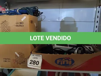 LOTE 280 - 01 LOTE COM VÁRIOS CABOS DE REDES, VGA, ENERGIA E MOUSES.  (NO ESTADO) ATENÇÃO! FAZER A VISITAÇÃO ANTES DE ARREMATAR, NÃO SABEMOS SE FUNCIONA. LEILÃO NÃO TEM GARANTIA E NEM DEVOLUÇÃO, SUJEITO A POSSÍVEIS AVARIAS VISÍVEIS/OCULTAS E/OU AUSÊNCIA DE COMPONENTES.