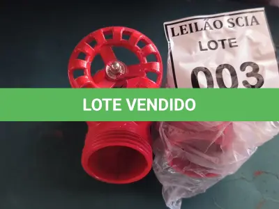 LOTE 003 - 02 VÁLVULAS ANGULAR PARA HIDRANTE.  (NO ESTADO) ATENÇÃO! FAZER A VISITAÇÃO ANTES DE ARREMATAR, NÃO SABEMOS SE FUNCIONA. LEILÃO NÃO TEM GARANTIA E NEM DEVOLUÇÃO, SUJEITO A POSSÍVEIS AVARIAS VISÍVEIS/OCULTAS E/OU AUSÊNCIA DE COMPONENTES.
