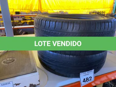 LOTE 482 - 02 PNEUS USADOS 195-60/15. (NO ESTADO) ATENÇÃO! FAZER A VISITAÇÃO ANTES DE ARREMATAR, NÃO SABEMOS SE FUNCIONA. LEILÃO NÃO TEM GARANTIA E NEM DEVOLUÇÃO, SUJEITO A POSSÍVEIS AVARIAS VISÍVEIS/OCULTAS E/OU AUSÊNCIA DE COMPONENTES.
