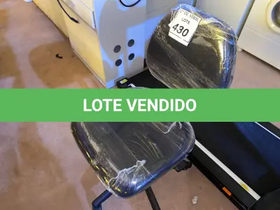 LOTE 430 - 01 CADEIRA PARA ESCRITÓRIO. (NO ESTADO) ATENÇÃO! FAZER A VISITAÇÃO ANTES DE ARREMATAR, NÃO SABEMOS SE FUNCIONA. LEILÃO NÃO TEM GARANTIA E NEM DEVOLUÇÃO, SUJEITO A POSSÍVEIS AVARIAS VISÍVEIS/OCULTAS E/OU AUSÊNCIA DE COMPONENTES.