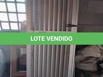 LOTE 036 - 01 LOTE DE JANELAS EM ALUMÍNIO. (NO ESTADO) ATENÇÃO! FAZER A VISITAÇÃO ANTES DE ARREMATAR, NÃO SABEMOS SE FUNCIONA. LEILÃO NÃO TEM GARANTIA E NEM DEVOLUÇÃO, SUJEITO A POSSÍVEIS AVARIAS VISÍVEIS/OCULTAS E/OU AUSÊNCIA DE COMPONENTES.