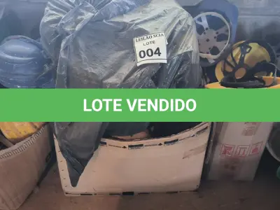 LOTE 004 - 01 LOTE COM CAPACETES DE OBRA.  (NO ESTADO) ATENÇÃO! FAZER A VISITAÇÃO ANTES DE ARREMATAR, NÃO SABEMOS SE FUNCIONA. LEILÃO NÃO TEM GARANTIA E NEM DEVOLUÇÃO, SUJEITO A POSSÍVEIS AVARIAS VISÍVEIS/OCULTAS E/OU AUSÊNCIA DE COMPONENTES.