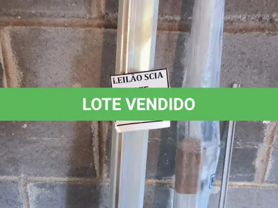 LOTE 018 - 01 LOTE COM PERFIL EM ALUMÍNIO.  (NO ESTADO) ATENÇÃO! FAZER A VISITAÇÃO ANTES DE ARREMATAR, NÃO SABEMOS SE FUNCIONA. LEILÃO NÃO TEM GARANTIA E NEM DEVOLUÇÃO, SUJEITO A POSSÍVEIS AVARIAS VISÍVEIS/OCULTAS E/OU AUSÊNCIA DE COMPONENTES.