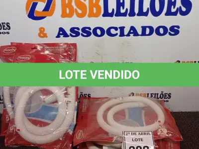 LOTE 282 - 05 MANGUEIRAS PARA SAÍDA DE MAQUINAS CORRUGADAS. (NO ESTADO) ATENÇÃO! FAZER A VISITAÇÃO ANTES DE ARREMATAR, NÃO SABEMOS SE FUNCIONA. LEILÃO NÃO TEM GARANTIA E NEM DEVOLUÇÃO, SUJEITO A POSSÍVEIS AVARIAS VISÍVEIS/OCULTAS E/OU AUSÊNCIA DE COMPONENTES.