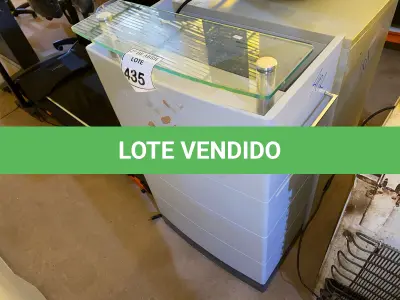 LOTE 435 - 01 BALCÃO PARA CAIXA. (NO ESTADO) ATENÇÃO! FAZER A VISITAÇÃO ANTES DE ARREMATAR, NÃO SABEMOS SE FUNCIONA. LEILÃO NÃO TEM GARANTIA E NEM DEVOLUÇÃO, SUJEITO A POSSÍVEIS AVARIAS VISÍVEIS/OCULTAS E/OU AUSÊNCIA DE COMPONENTES.