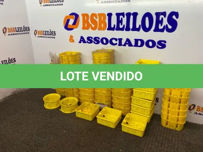 LOTE 495 - 01 LOTE COM CAIXAS PARA TOMADAS. (NO ESTADO) ATENÇÃO! FAZER A VISITAÇÃO ANTES DE ARREMATAR, NÃO SABEMOS SE FUNCIONA. LEILÃO NÃO TEM GARANTIA E NEM DEVOLUÇÃO, SUJEITO A POSSÍVEIS AVARIAS VISÍVEIS/OCULTAS E/OU AUSÊNCIA DE COMPONENTES.