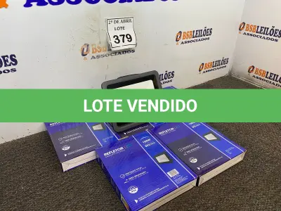 LOTE 379 - 05 REFLETORES DE LED 100W. (NOVO) (NO ESTADO) ATENÇÃO! FAZER A VISITAÇÃO ANTES DE ARREMATAR, NÃO SABEMOS SE FUNCIONA. LEILÃO NÃO TEM GARANTIA E NEM DEVOLUÇÃO, SUJEITO A POSSÍVEIS AVARIAS VISÍVEIS/OCULTAS E/OU AUSÊNCIA DE COMPONENTES.
