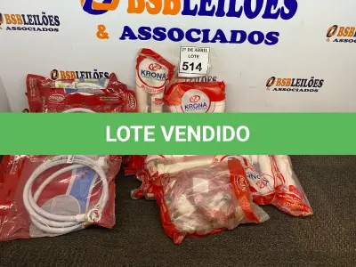 LOTE 514 - 01 LOTE COM PARAFUSOS PARA CAIXA ACOPLADA, MANGUEIRAS PARA MÁQUINA DE LAVAR E SIFÃO. (NO ESTADO) ATENÇÃO! FAZER A VISITAÇÃO ANTES DE ARREMATAR, NÃO SABEMOS SE FUNCIONA. LEILÃO NÃO TEM GARANTIA E NEM DEVOLUÇÃO, SUJEITO A POSSÍVEIS AVARIAS VISÍVEIS/OCULTAS E/OU AUSÊNCIA DE COMPONENTES.
