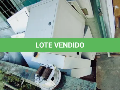 LOTE 098 - 01 LOTE COM CAIXAS ELÉTRICAS.  (NO ESTADO) ATENÇÃO! FAZER A VISITAÇÃO ANTES DE ARREMATAR, NÃO SABEMOS SE FUNCIONA. LEILÃO NÃO TEM GARANTIA E NEM DEVOLUÇÃO, SUJEITO A POSSÍVEIS AVARIAS VISÍVEIS/OCULTAS E/OU AUSÊNCIA DE COMPONENTES.