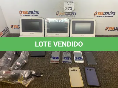 LOTE 373 - 03 NOTEBOOKS POSITIVO, 04 CELULARES COM AVARIAS, HD EXTERNO. (NO ESTADO) ATENÇÃO! FAZER A VISITAÇÃO ANTES DE ARREMATAR, NÃO SABEMOS SE FUNCIONA. LEILÃO NÃO TEM GARANTIA E NEM DEVOLUÇÃO, SUJEITO A POSSÍVEIS AVARIAS VISÍVEIS/OCULTAS E/OU AUSÊNCIA DE COMPONENTES.