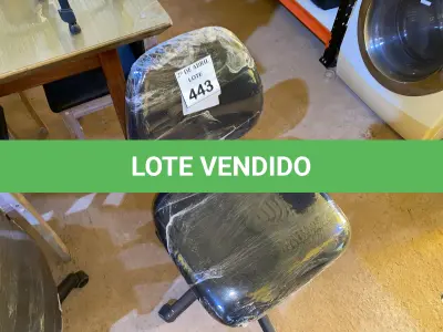 LOTE 443 - 01 CADEIRA PARA ESCRITÓRIO. (NO ESTADO) ATENÇÃO! FAZER A VISITAÇÃO ANTES DE ARREMATAR, NÃO SABEMOS SE FUNCIONA. LEILÃO NÃO TEM GARANTIA E NEM DEVOLUÇÃO, SUJEITO A POSSÍVEIS AVARIAS VISÍVEIS/OCULTAS E/OU AUSÊNCIA DE COMPONENTES.