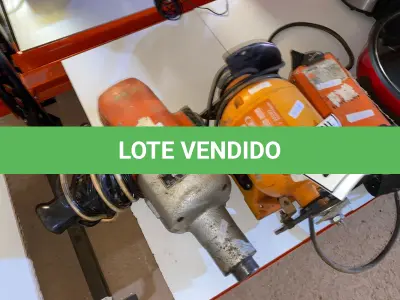 LOTE 481 - 01 FURADEIRA INDUSTRIAL, 01 ESMERIL E 01 MÁQUINA DE SOLDA INCOMPLETA. (NO ESTADO) ATENÇÃO! FAZER A VISITAÇÃO ANTES DE ARREMATAR, NÃO SABEMOS SE FUNCIONA. LEILÃO NÃO TEM GARANTIA E NEM DEVOLUÇÃO, SUJEITO A POSSÍVEIS AVARIAS VISÍVEIS/OCULTAS E/OU AUSÊNCIA DE COMPONENTES.