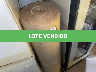 LOTE 530 - 01 BOBINA DE PAPELÃO. (NO ESTADO) ATENÇÃO! FAZER A VISITAÇÃO ANTES DE ARREMATAR, NÃO SABEMOS SE FUNCIONA. LEILÃO NÃO TEM GARANTIA E NEM DEVOLUÇÃO, SUJEITO A POSSÍVEIS AVARIAS VISÍVEIS/OCULTAS E/OU AUSÊNCIA DE COMPONENTES.