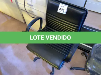 LOTE 431 - 01 CADEIRA PARA ESCRITÓRIO. (NO ESTADO) ATENÇÃO! FAZER A VISITAÇÃO ANTES DE ARREMATAR, NÃO SABEMOS SE FUNCIONA. LEILÃO NÃO TEM GARANTIA E NEM DEVOLUÇÃO, SUJEITO A POSSÍVEIS AVARIAS VISÍVEIS/OCULTAS E/OU AUSÊNCIA DE COMPONENTES.