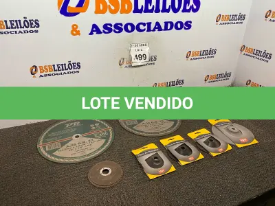 LOTE 499 - 01 LOTE COM DISCOS DE BORRACHA, DISCOS FLAP E DISCO DE DESCARTE. (NO ESTADO) ATENÇÃO! FAZER A VISITAÇÃO ANTES DE ARREMATAR, NÃO SABEMOS SE FUNCIONA. LEILÃO NÃO TEM GARANTIA E NEM DEVOLUÇÃO, SUJEITO A POSSÍVEIS AVARIAS VISÍVEIS/OCULTAS E/OU AUSÊNCIA DE COMPONENTES.