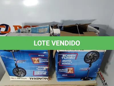 LOTE 257 - 04 - VENTILADORES DIVERSOS 110V (NO ESTADO, NÃO SABEMOS SE FUNCIONA. LEILÃO NÃO TEM GARANTIA E NEM DEVOLUÇÃO, SUJEITO A POSSÍVEIS AVARIAS VISÍVEIS/OCULTAS E/OU AUSÊNCIA DE COMPONENTES)