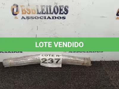 LOTE 237 - 01 - SOLDA EM BARRA PARA COBIX 30X70 - 2,5KG (NO ESTADO, NÃO SABEMOS SE FUNCIONA. LEILÃO NÃO TEM GARANTIA E NEM DEVOLUÇÃO, SUJEITO A POSSÍVEIS AVARIAS VISÍVEIS/OCULTAS E/OU AUSÊNCIA DE COMPONENTES)