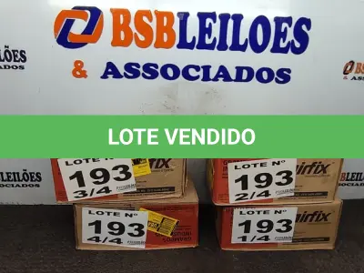 LOTE 193 - 04 - CAIXAS DE GRAMPO PARA GRAMPEADOR 14/38 CX 15.640 UNIDADES - AIRFIX (NO ESTADO, NÃO SABEMOS SE FUNCIONA. LEILÃO NÃO TEM GARANTIA E NEM DEVOLUÇÃO, SUJEITO A POSSÍVEIS AVARIAS VISÍVEIS/OCULTAS E/OU AUSÊNCIA DE COMPONENTES)