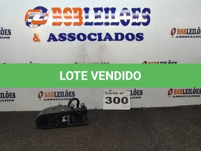 LOTE 300 - 01 - MUNHECA PARA REBOQUE ENGATE CARRETINHA TRAILER LANCHA 3800KG (NO ESTADO, NÃO SABEMOS SE FUNCIONA. LEILÃO NÃO TEM GARANTIA E NEM DEVOLUÇÃO, SUJEITO A POSSÍVEIS AVARIAS VISÍVEIS/OCULTAS E/OU AUSÊNCIA DE COMPONENTES)