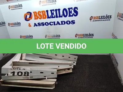 LOTE 108 - 14 – SUPORTES CONDENSADORA AR-CONDICIONADO (NO ESTADO, NÃO SABEMOS SE FUNCIONA. LEILÃO NÃO TEM GARANTIA E NEM DEVOLUÇÃO, SUJEITO A POSSÍVEIS AVARIAS VISÍVEIS/OCULTAS E/OU AUSÊNCIA DE COMPONENTES)
