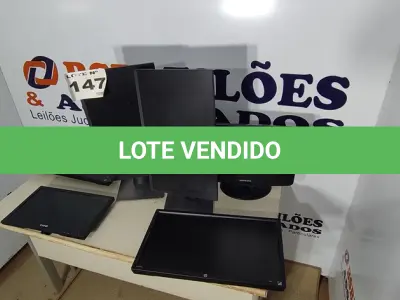 LOTE 147 - 07 – MONITORES DIVERSOS (NO ESTADO, NÃO SABEMOS SE FUNCIONA. LEILÃO NÃO TEM GARANTIA E NEM DEVOLUÇÃO, SUJEITO A POSSÍVEIS AVARIAS VISÍVEIS/OCULTAS E/OU AUSÊNCIA DE COMPONENTES)