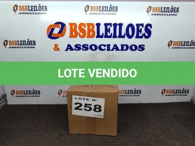 LOTE 258 - 17 - MICROFONES DIVERSOS (NO ESTADO, NÃO SABEMOS SE FUNCIONA. LEILÃO NÃO TEM GARANTIA E NEM DEVOLUÇÃO, SUJEITO A POSSÍVEIS AVARIAS VISÍVEIS/OCULTAS E/OU AUSÊNCIA DE COMPONENTES)