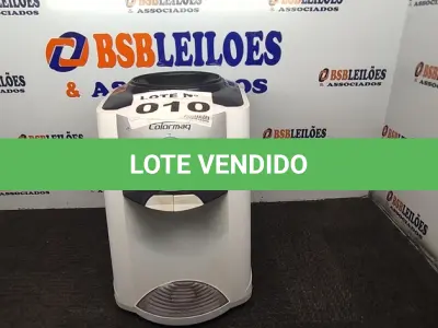 LOTE 010 - 01 - BEBEDOURO COM COMPRESSOR COLORMAQ 220VOLTS (NO ESTADO, NÃO SABEMOS SE FUNCIONA. LEILÃO NÃO TEM GARANTIA E NEM DEVOLUÇÃO, SUJEITO A POSSÍVEIS AVARIAS VISÍVEIS/OCULTAS E/OU AUSÊNCIA DE COMPONENTES)