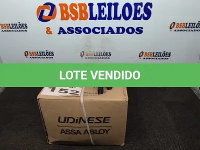 LOTE 152 - 01 LOTE C/ ACESSÓRIOS PARA ESQUADRIAS DE ALUMÍNIO (NO ESTADO, NÃO SABEMOS SE FUNCIONA. LEILÃO NÃO TEM GARANTIA E NEM DEVOLUÇÃO, SUJEITO A POSSÍVEIS AVARIAS VISÍVEIS/OCULTAS E/OU AUSÊNCIA DE COMPONENTES)