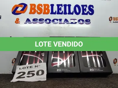 LOTE 250 - 03 - KITS JOGO TALHERES LINHA SANKIT 20 PEÇAS PRATA - PREMIUM (NO ESTADO, NÃO SABEMOS SE FUNCIONA. LEILÃO NÃO TEM GARANTIA E NEM DEVOLUÇÃO, SUJEITO A POSSÍVEIS AVARIAS VISÍVEIS/OCULTAS E/OU AUSÊNCIA DE COMPONENTES)