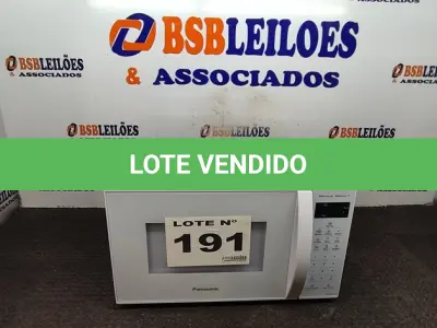 LOTE 191 - 01 - MICRO-ONDAS PANASONIC 21LT 127V BRANCO NN-ST25LWRUK (NO ESTADO, NÃO SABEMOS SE FUNCIONA. LEILÃO NÃO TEM GARANTIA E NEM DEVOLUÇÃO, SUJEITO A POSSÍVEIS AVARIAS VISÍVEIS/OCULTAS E/OU AUSÊNCIA DE COMPONENTES)