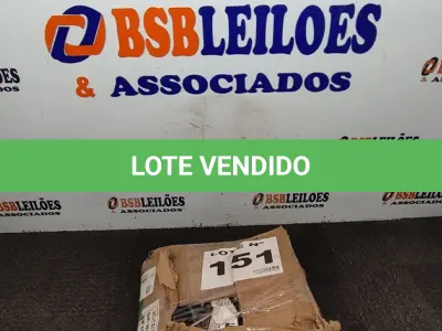 LOTE 151 - 01 LOTE C/ PARAFUSOS PARA PAINEL SOLAR (NO ESTADO, NÃO SABEMOS SE FUNCIONA. LEILÃO NÃO TEM GARANTIA E NEM DEVOLUÇÃO, SUJEITO A POSSÍVEIS AVARIAS VISÍVEIS/OCULTAS E/OU AUSÊNCIA DE COMPONENTES)