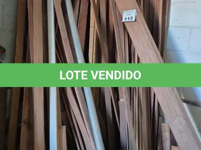 LOTE 112 - 01 LOTE COM ALISAS EM MADEIRA.  (NO ESTADO) ATENÇÃO! FAZER A VISITAÇÃO ANTES DE ARREMATAR, NÃO SABEMOS SE FUNCIONA. LEILÃO NÃO TEM GARANTIA E NEM DEVOLUÇÃO, SUJEITO A POSSÍVEIS AVARIAS VISÍVEIS/OCULTAS E/OU AUSÊNCIA DE COMPONENTES.