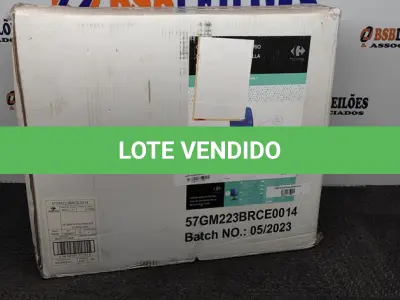 LOTE 003 - 01 - CADEIRA ESCRITÓRIO SECRETÁRIA GIRATÓRIA AZUL (NO ESTADO, NÃO SABEMOS SE FUNCIONA. LEILÃO NÃO TEM GARANTIA E NEM DEVOLUÇÃO, SUJEITO A POSSÍVEIS AVARIAS VISÍVEIS/OCULTAS E/OU AUSÊNCIA DE COMPONENTES)
