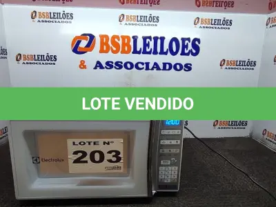 LOTE 203 - 01 - MICRO-ONDAS ELECTROLUX 27 LITROS MB37R - 220VOLTS (NO ESTADO, NÃO SABEMOS SE FUNCIONA. LEILÃO NÃO TEM GARANTIA E NEM DEVOLUÇÃO, SUJEITO A POSSÍVEIS AVARIAS VISÍVEIS/OCULTAS E/OU AUSÊNCIA DE COMPONENTES)