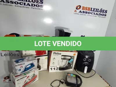 LOTE 112 - 08 – ELETRODOMÉSTICOS DIVERSOS (NO ESTADO, NÃO SABEMOS SE FUNCIONA. LEILÃO NÃO TEM GARANTIA E NEM DEVOLUÇÃO, SUJEITO A POSSÍVEIS AVARIAS VISÍVEIS/OCULTAS E/OU AUSÊNCIA DE COMPONENTES)