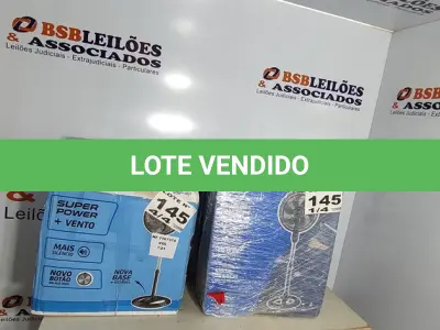 LOTE 145 - 04 - VENTILADORES DIVERSOS 110V (NO ESTADO, NÃO SABEMOS SE FUNCIONA. LEILÃO NÃO TEM GARANTIA E NEM DEVOLUÇÃO, SUJEITO A POSSÍVEIS AVARIAS VISÍVEIS/OCULTAS E/OU AUSÊNCIA DE COMPONENTES)