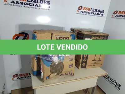 LOTE 174 - 04 - VENTILADORES DIVERSOS 110V (NO ESTADO, NÃO SABEMOS SE FUNCIONA. LEILÃO NÃO TEM GARANTIA E NEM DEVOLUÇÃO, SUJEITO A POSSÍVEIS AVARIAS VISÍVEIS/OCULTAS E/OU AUSÊNCIA DE COMPONENTES)