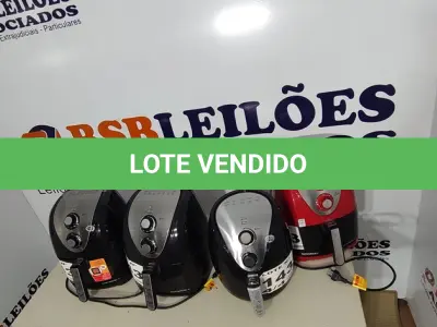 LOTE 143 - 04 - FRITADEIRAS SEM ÓLEO AIR FRYER, MONDIAL 110V (NO ESTADO, NÃO SABEMOS SE FUNCIONA. LEILÃO NÃO TEM GARANTIA E NEM DEVOLUÇÃO, SUJEITO A POSSÍVEIS AVARIAS VISÍVEIS/OCULTAS E/OU AUSÊNCIA DE COMPONENTES)