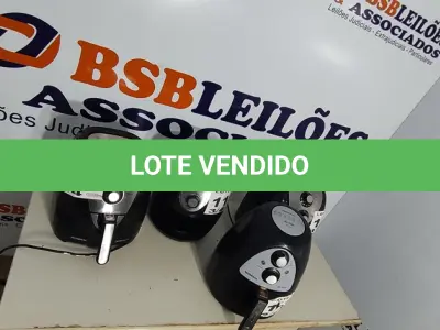 LOTE 111 - 04 - FRITADEIRAS SEM ÓLEO AIR FRYER, MONDIAL 110V (NO ESTADO, NÃO SABEMOS SE FUNCIONA. LEILÃO NÃO TEM GARANTIA E NEM DEVOLUÇÃO, SUJEITO A POSSÍVEIS AVARIAS VISÍVEIS/OCULTAS E/OU AUSÊNCIA DE COMPONENTES)