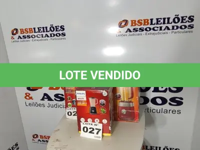 LOTE 027 - 03 - LIQUIDIFICADOR PHILIPS WALITA 110V (NO ESTADO, NÃO SABEMOS SE FUNCIONA. LEILÃO NÃO TEM GARANTIA E NEM DEVOLUÇÃO, SUJEITO A POSSÍVEIS AVARIAS VISÍVEIS/OCULTAS E/OU AUSÊNCIA DE COMPONENTES)